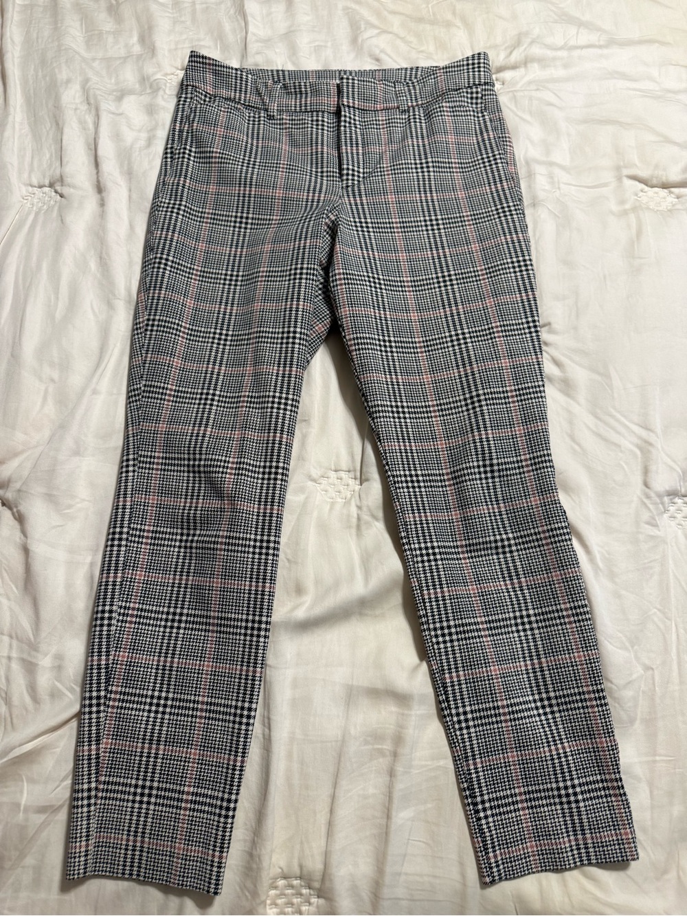 Old Navy plaid Pixie crop pants